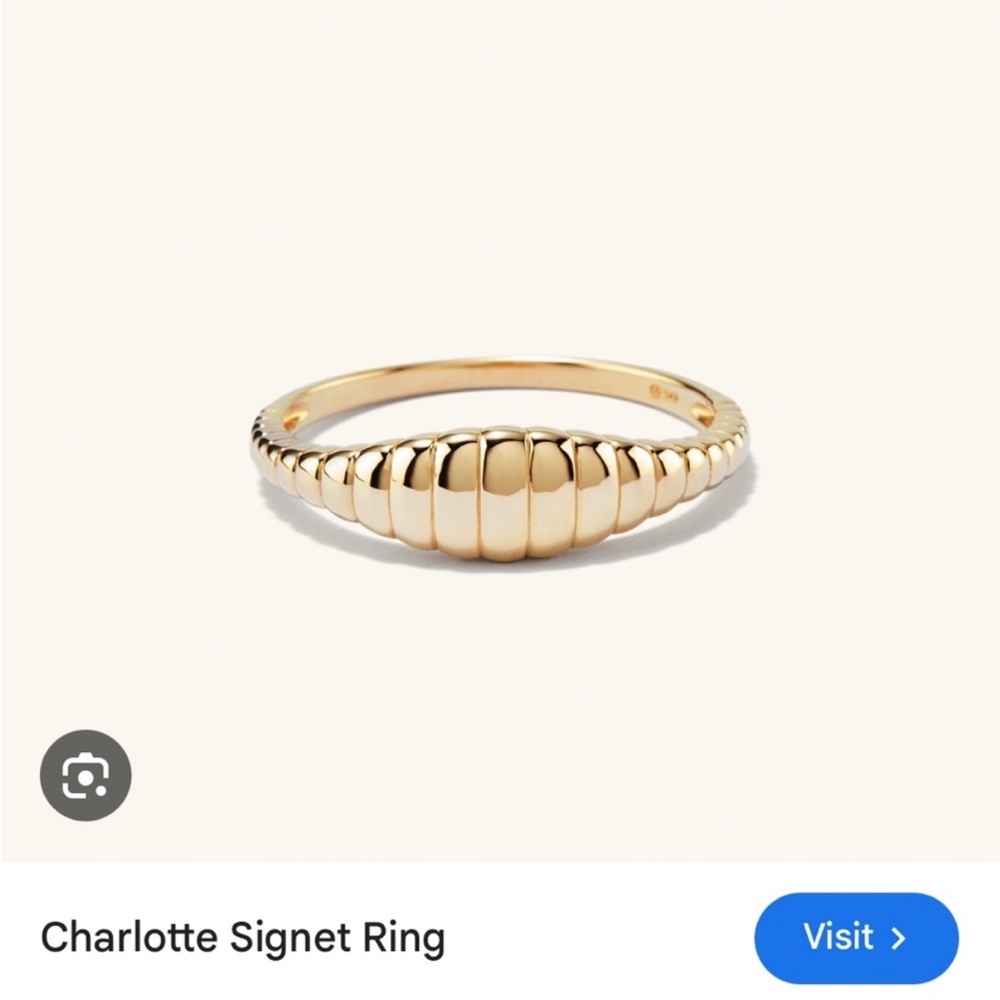 Mejuri solid 14k gold charlotte signet ring - 7 - Picture 3 of 5